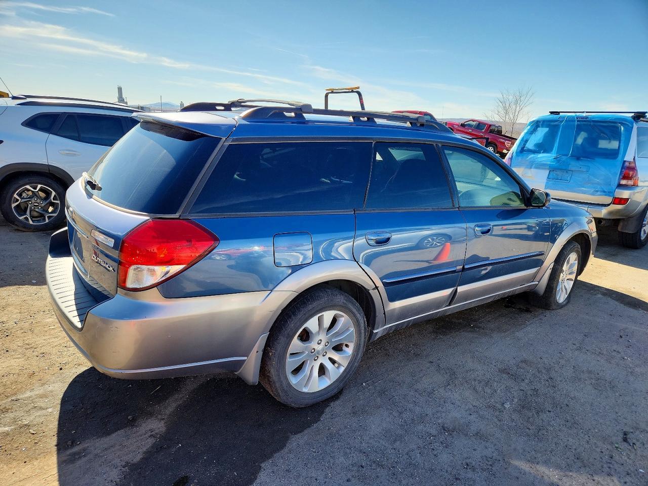 2009 SUBARU Outback VIN 4S4BP66C097321898 photo 3