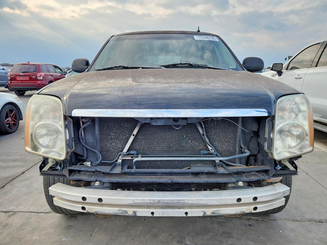 2008 GMC Yukon VIN 1GKFC13548R250030 photo 5