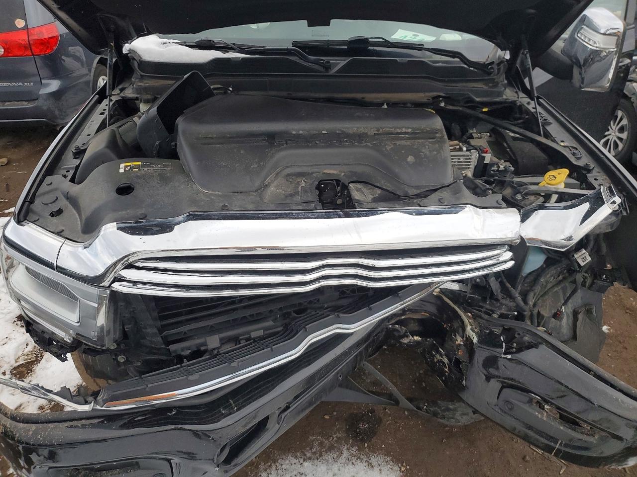 2024 Ram 2500 VIN 3C6UR5FJXRG134860 photo 11