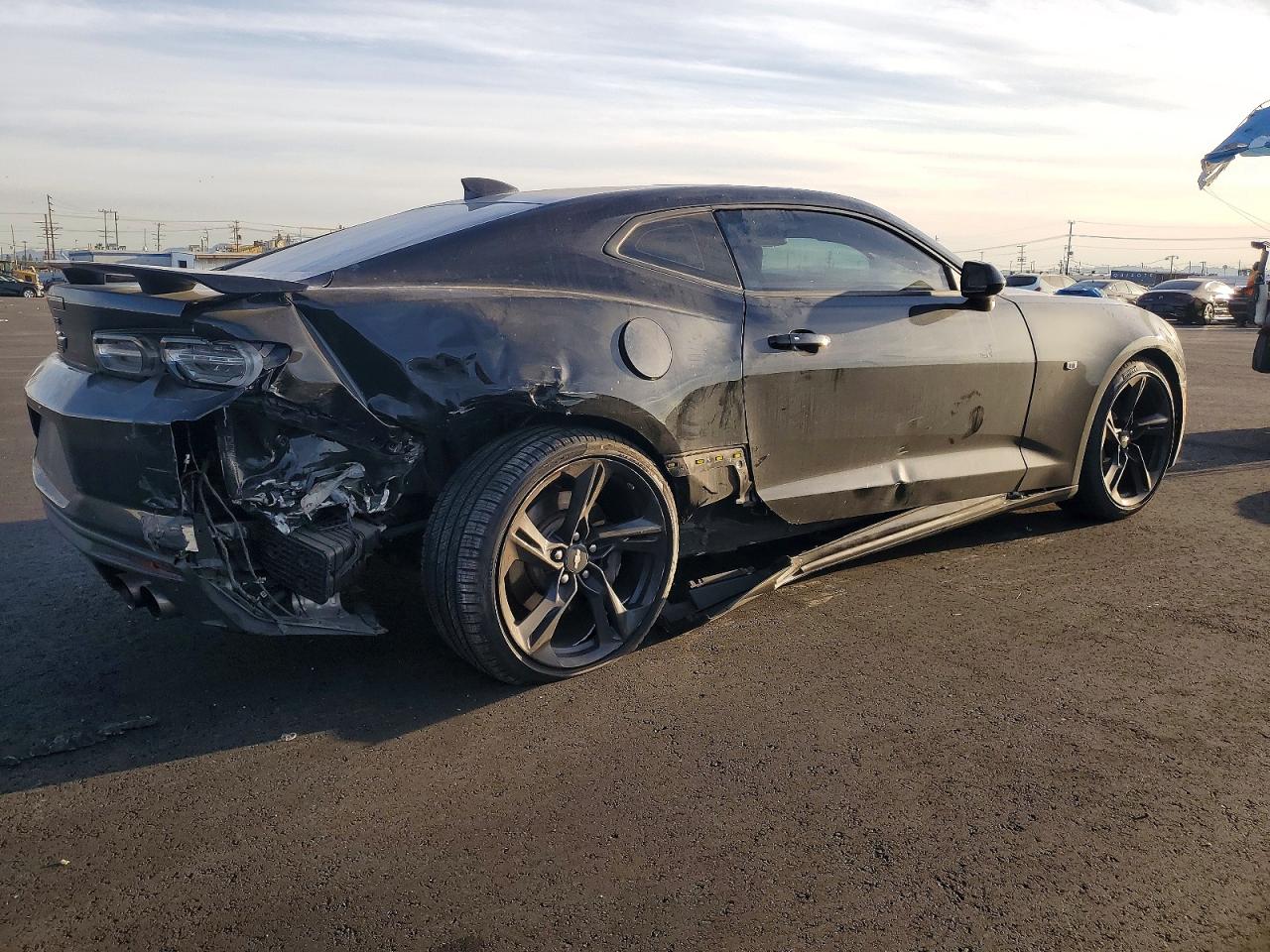 2019 Chevrolet Camaro VIN 1G1FF1R7XK0136422 photo 3
