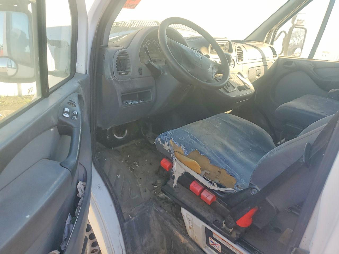 2006 Mercedes-Benz Sprinter VIN WD0PD644965903026 photo 8
