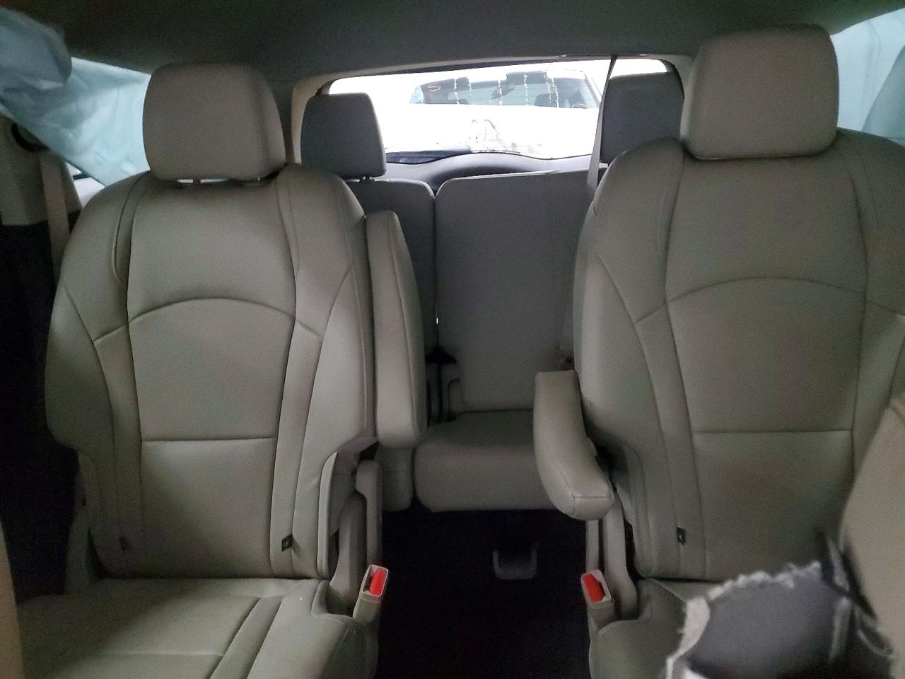 2020 Buick Enclave VIN 5GAERBKW6LJ136156 photo 10