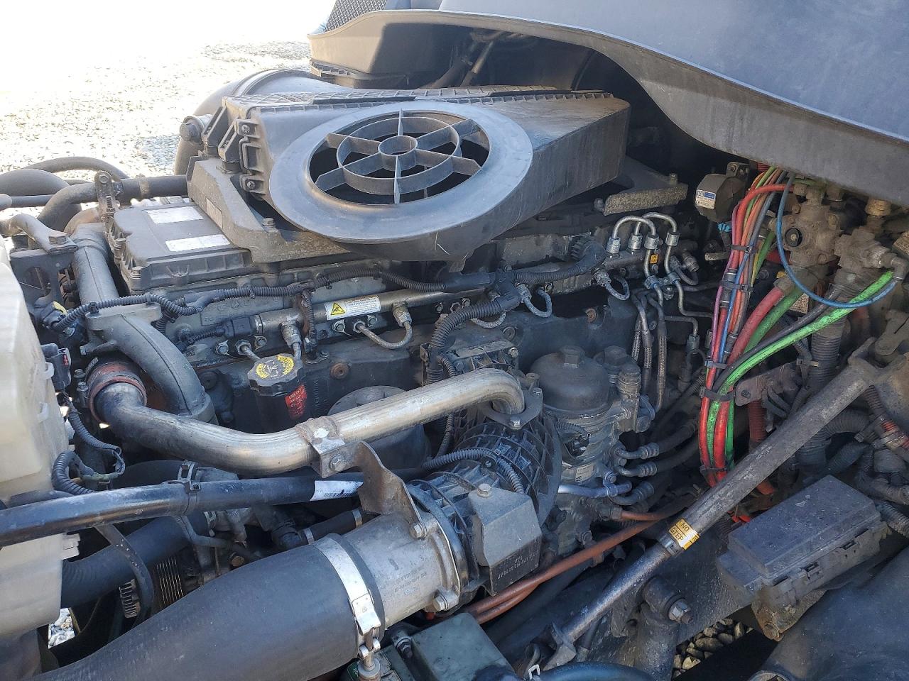 2018 FREIGHTLINER All other VIN 1FUJGLDR0JLJH9462 photo 7