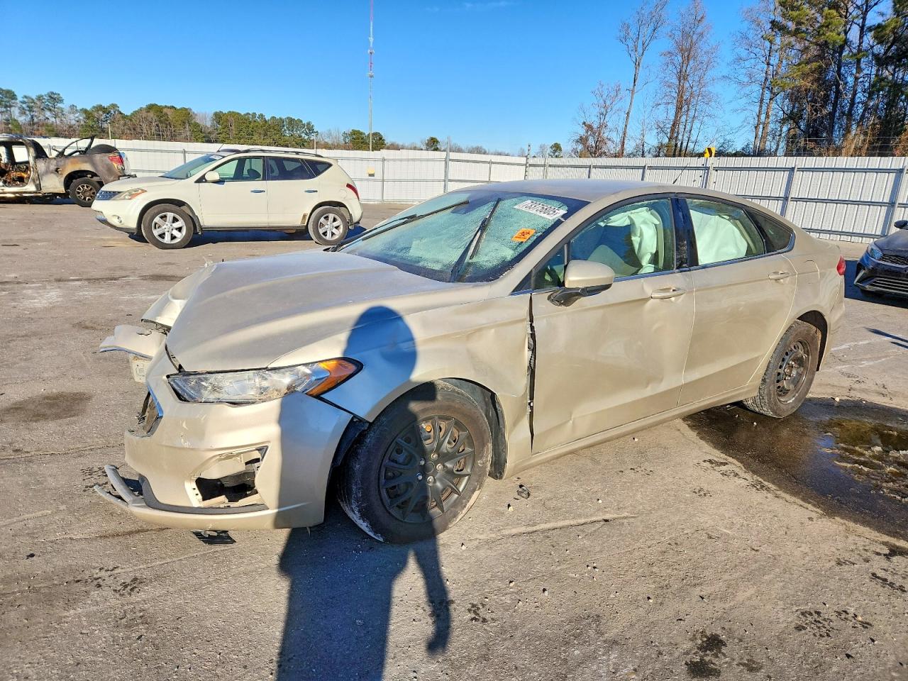 2019 Ford Fusion VIN 3FA6P0G78KR160354 photo 1