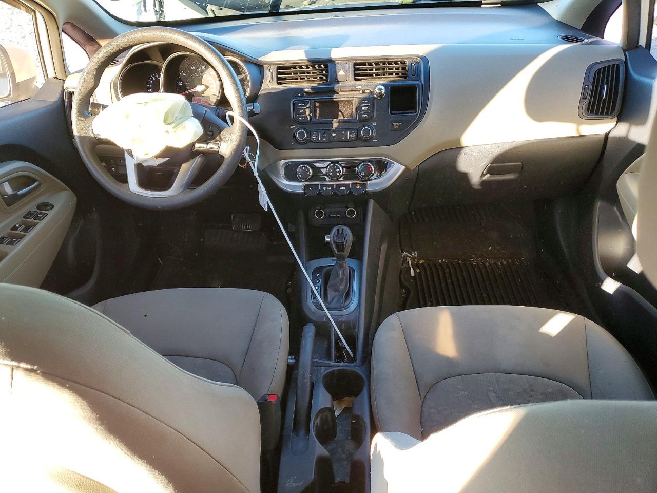 2014 Kia Rio VIN KNADM4A34E6332756 photo 8