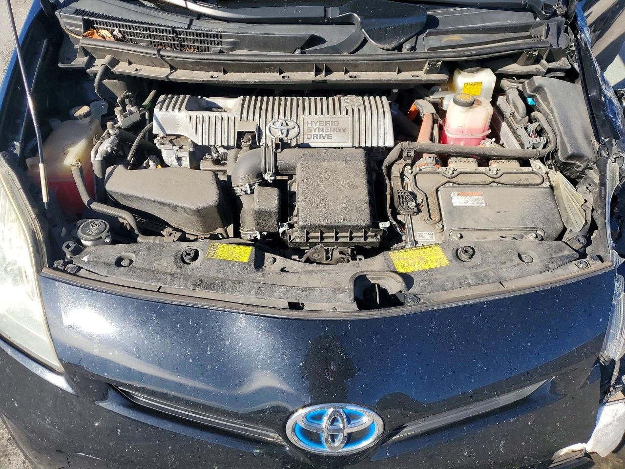 2014 Toyota Prius VIN JTDKN3DU3E1777587 photo 11