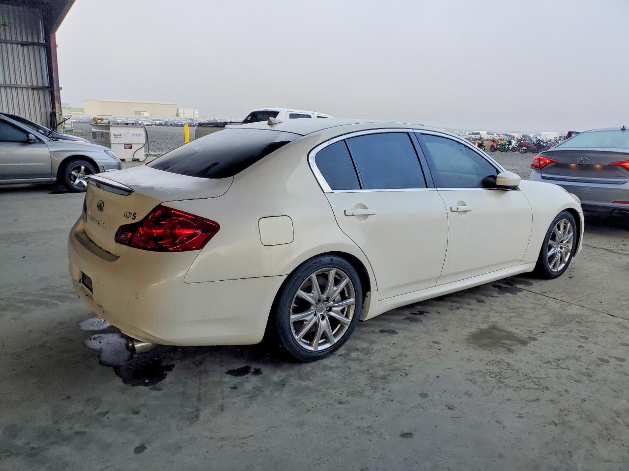 2012 Infiniti G37 VIN JN1CV6AP3CM621259 photo 3