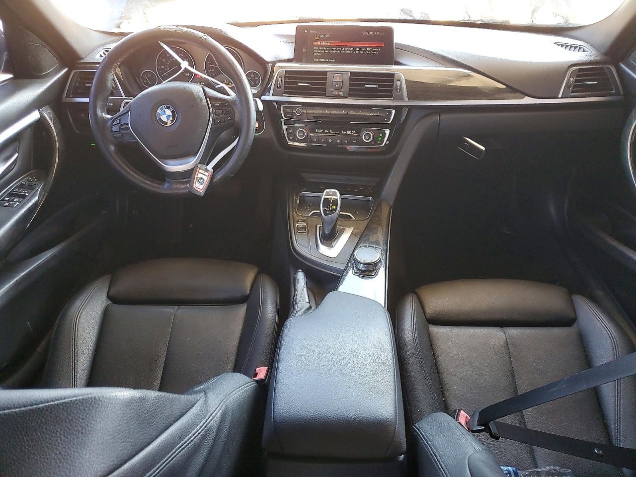 2018 BMW 3 series VIN WBA8B9C53JEE81049 photo 8