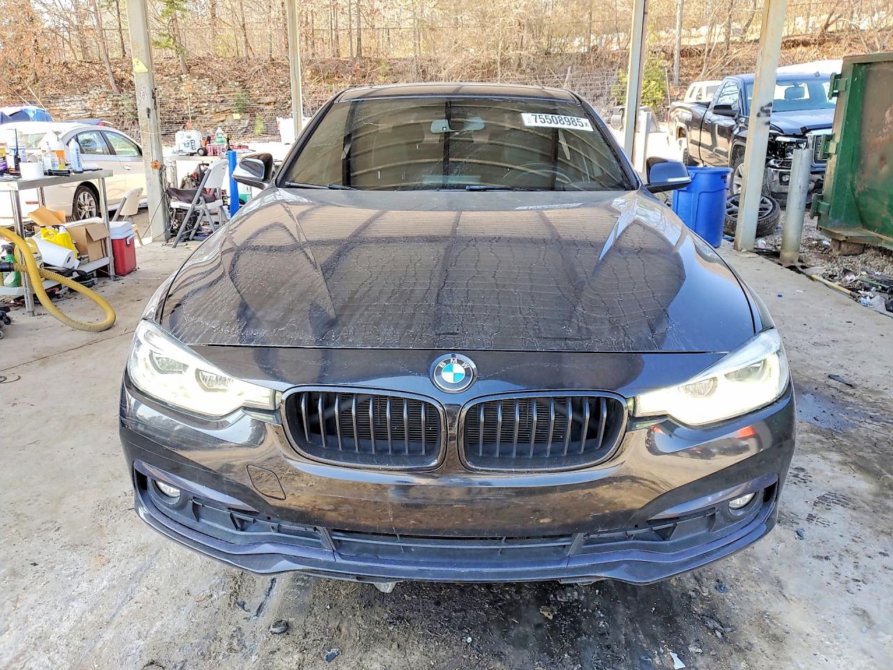 2018 BMW 3 series VIN WBA8B9C53JEE81049 photo 5