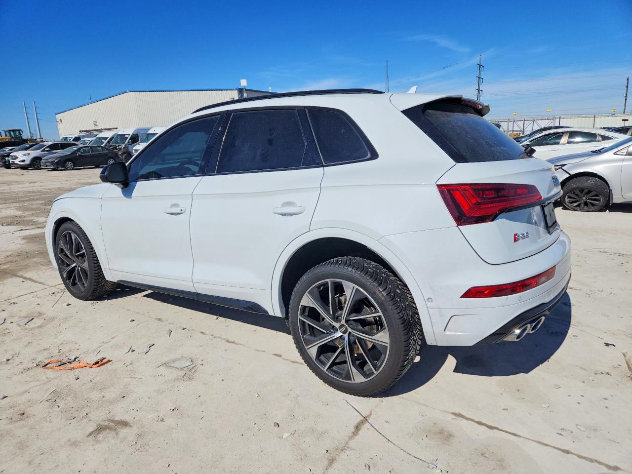 2023 Audi Sq5 VIN WA1C4AFY4P2037288 photo 2