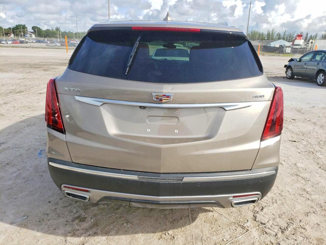 2022 Cadillac Xt5 VIN 1GYKNCRS1NZ126722 photo 6