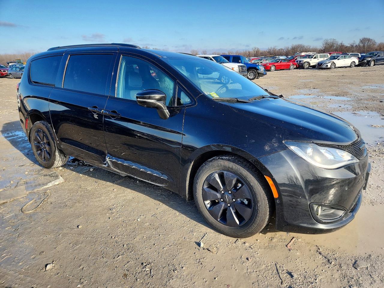 2020 Chrysler Pacifica VIN 2C4RC1N78LR143475 photo 4