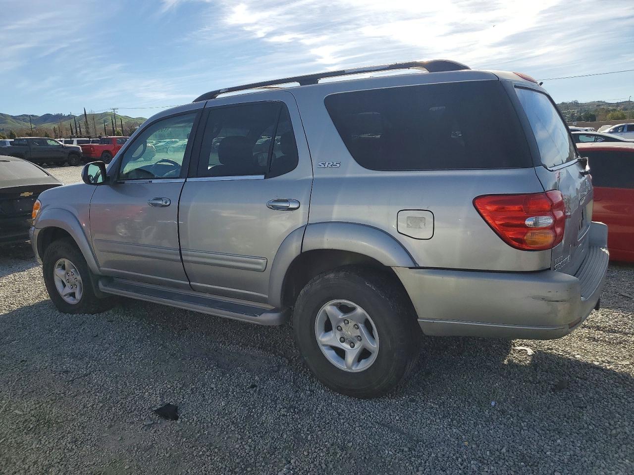 2003 Toyota Sequoia VIN 5TDZT34A93S153612 photo 2