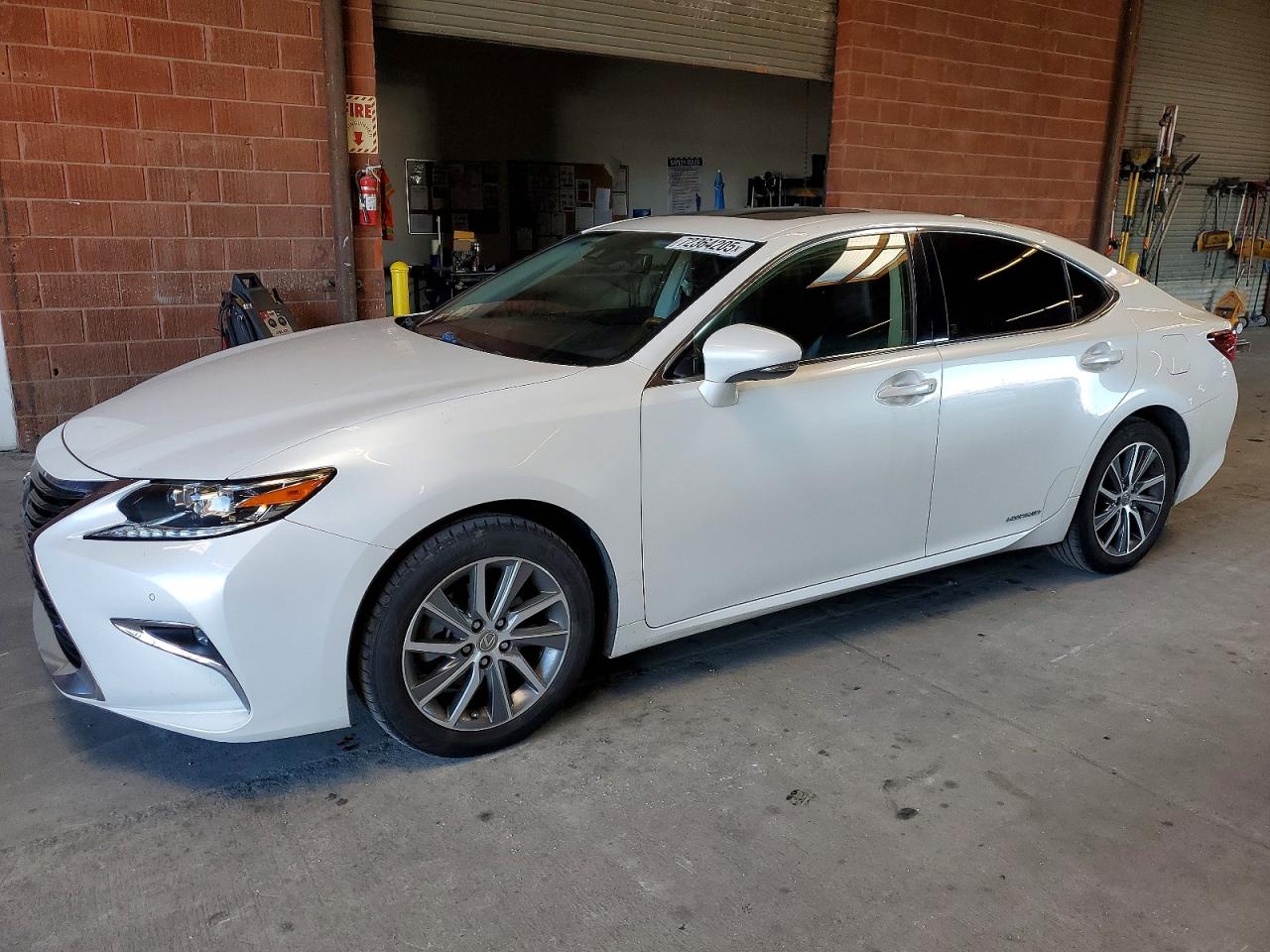 2016 Lexus Es300 VIN JTHBW1GG1G2105983 photo 1