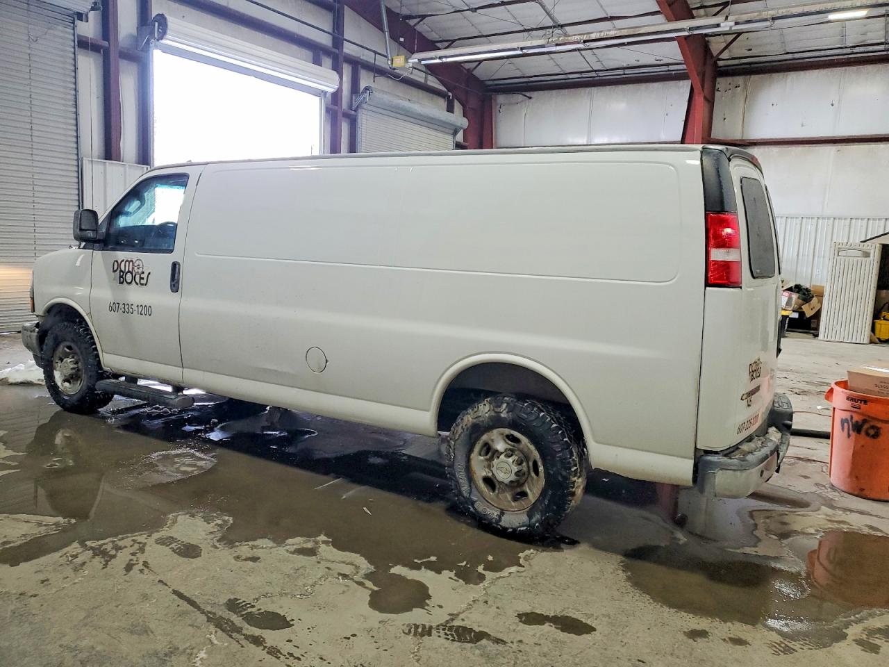 2023 Chevrolet Express VIN 1GCZGHFP4P1185597 photo 2
