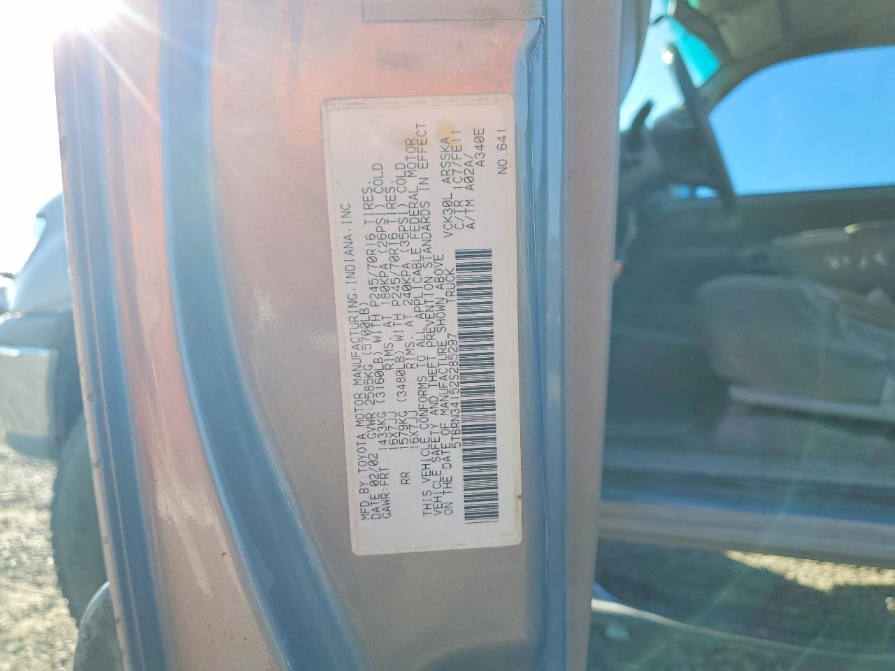 2002 Toyota Tundra VIN 5TBRN34152S285297 photo 12