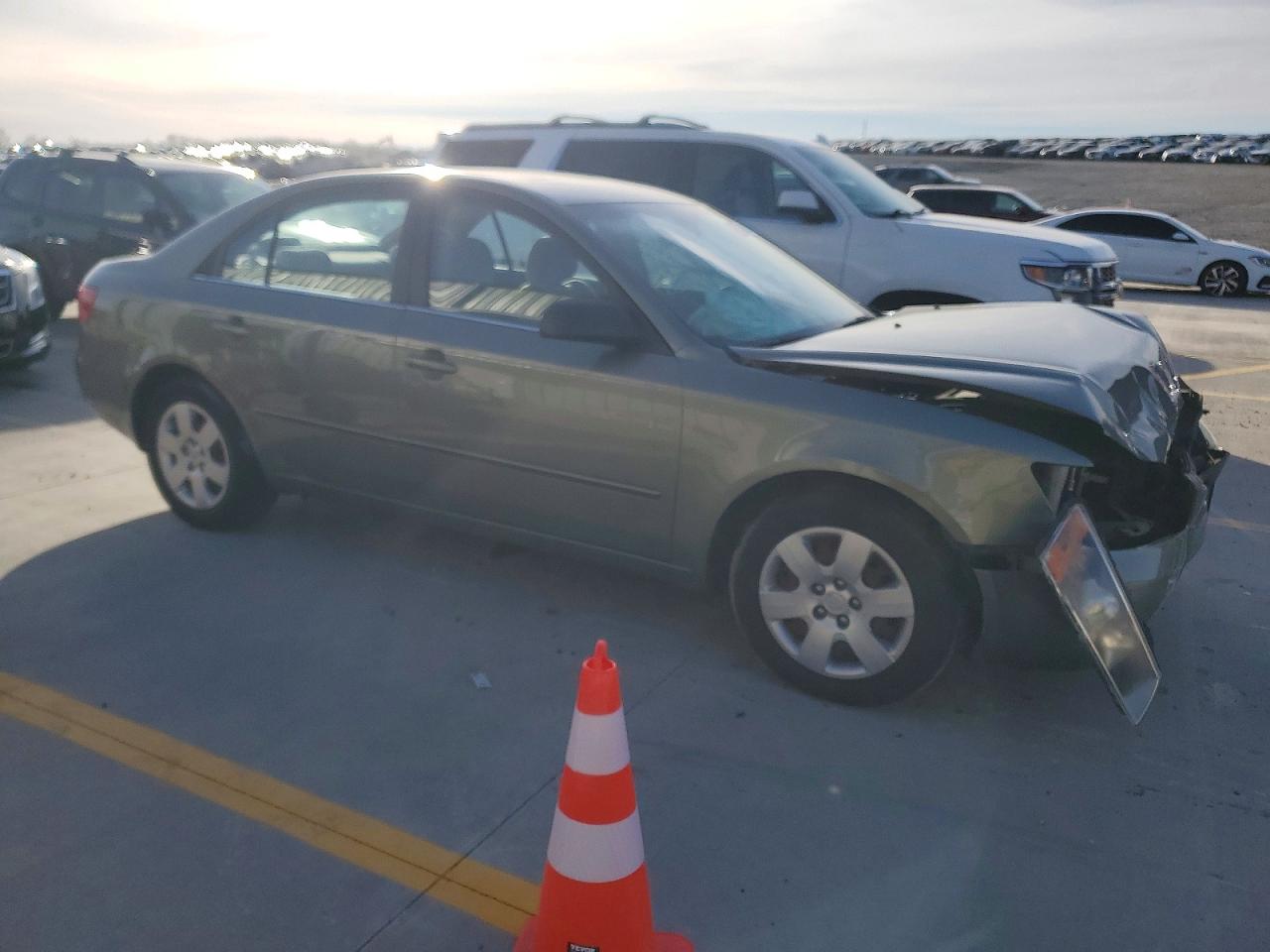 2007 Hyundai Sonata VIN 5NPET46C57H292103 photo 4