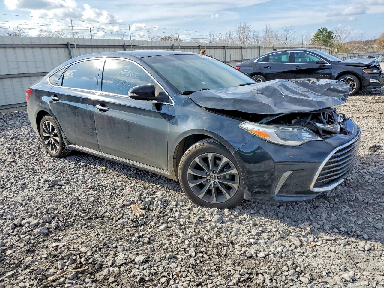 2016 Toyota Avalon VIN 4T1BK1EB7GU201668 photo 4