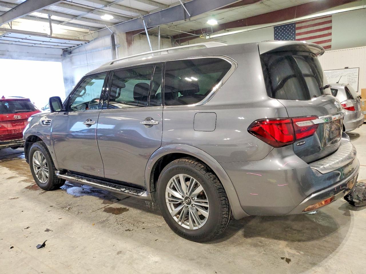 2018 Infiniti Qx80 VIN JN8AZ2NE4J9192938 photo 2