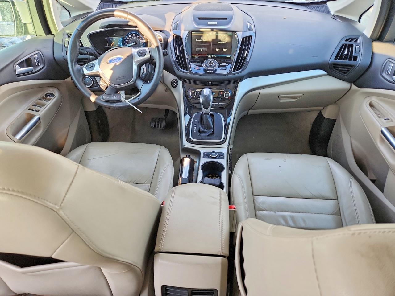 2015 Ford Cmax VIN 1FADP5CU4FL112094 photo 8
