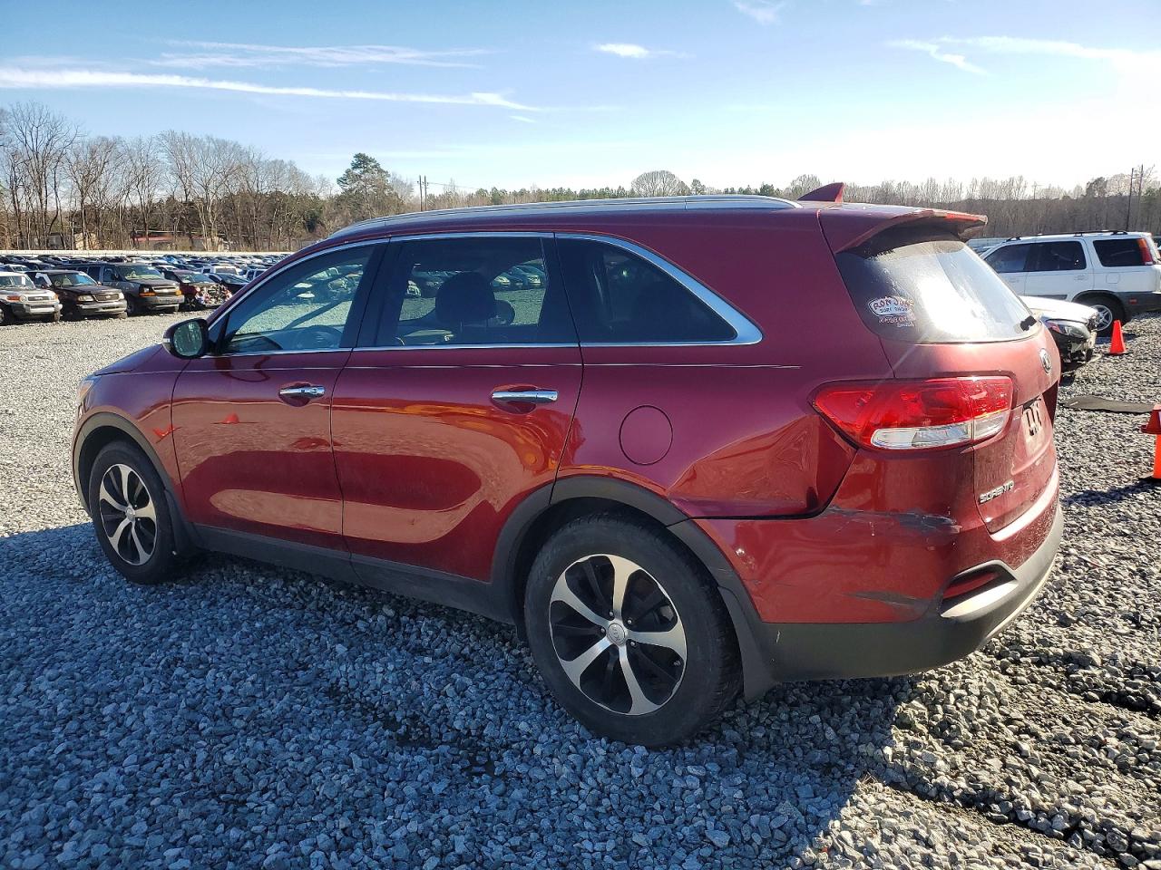 2018 Kia Sorento VIN 5XYPH4A58JG398109 photo 2