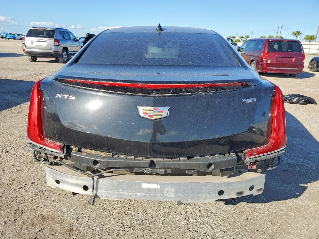 2018 Cadillac Xts VIN 2G61M5S36J9117797 photo 6