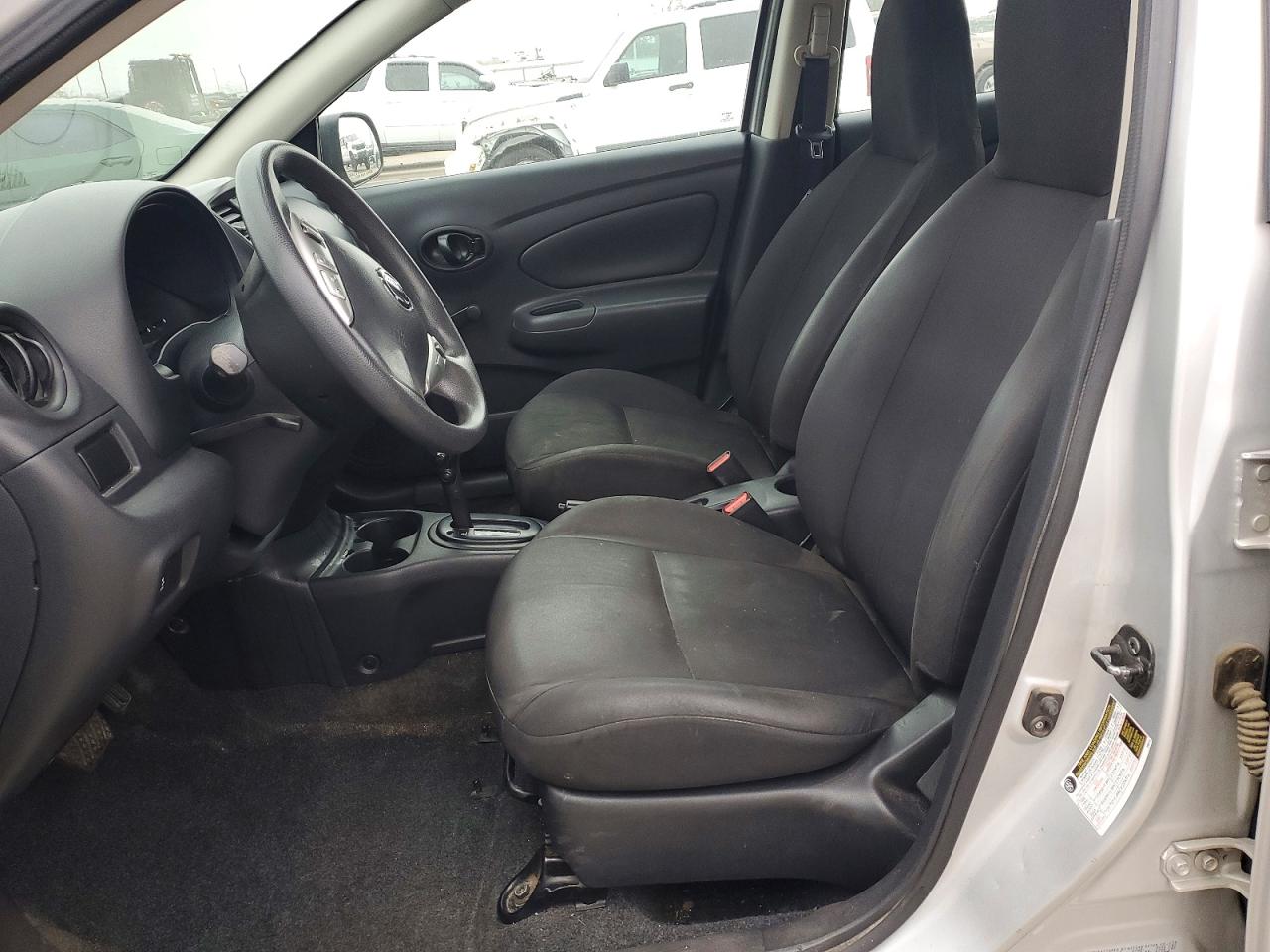 2015 NISS Versa VIN 3N1CN7AP3FL927401 photo 7