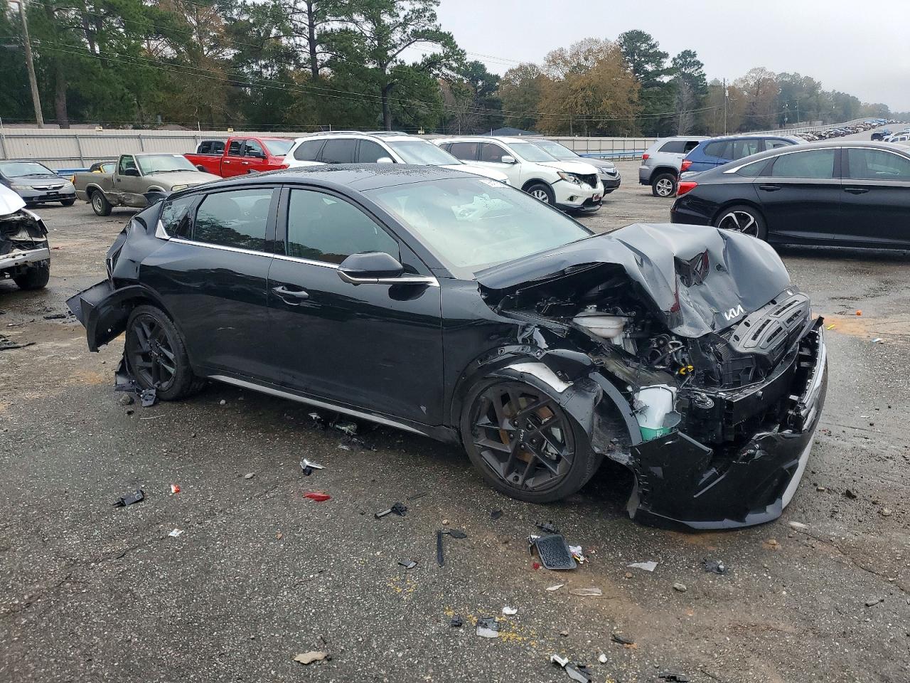 2025 KIA All other VIN 3KPFW4DC2SE184484 photo 4