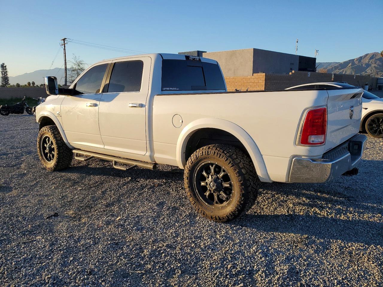 2016 Ram 2500 VIN 3C6UR5GL7GG173127 photo 2