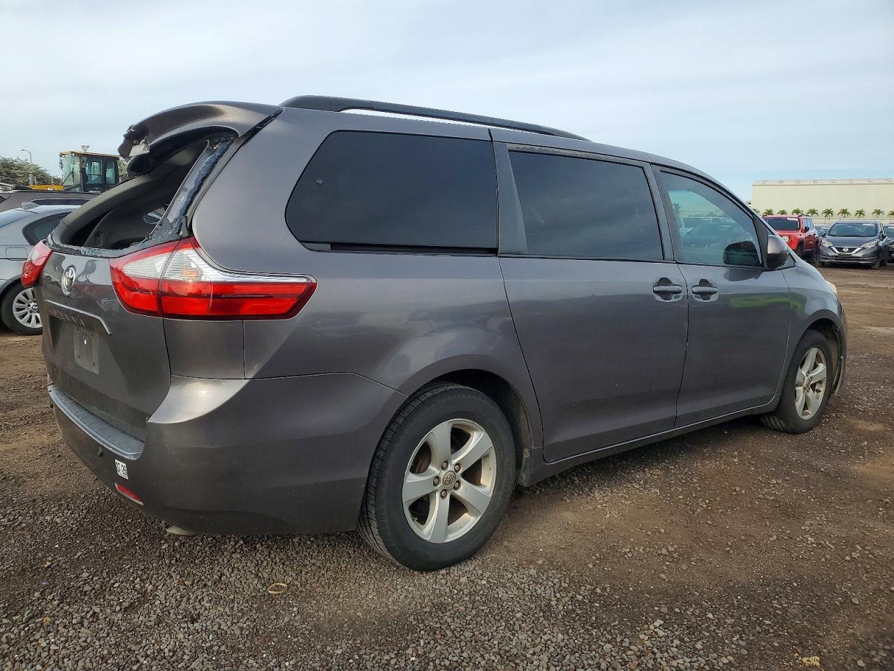 2015 Toyota All models VIN 5TDKK3DC6FS539785 photo 3