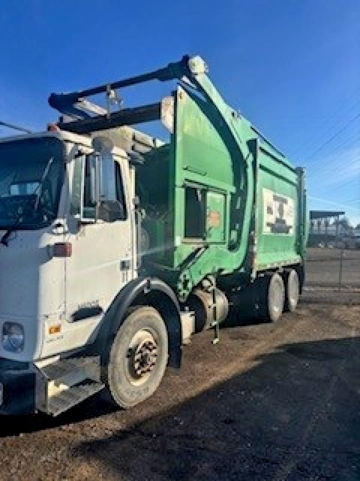 2008 AUTOCAR Xpeditor w VIN 5VCDC6JF78H206320 photo 2