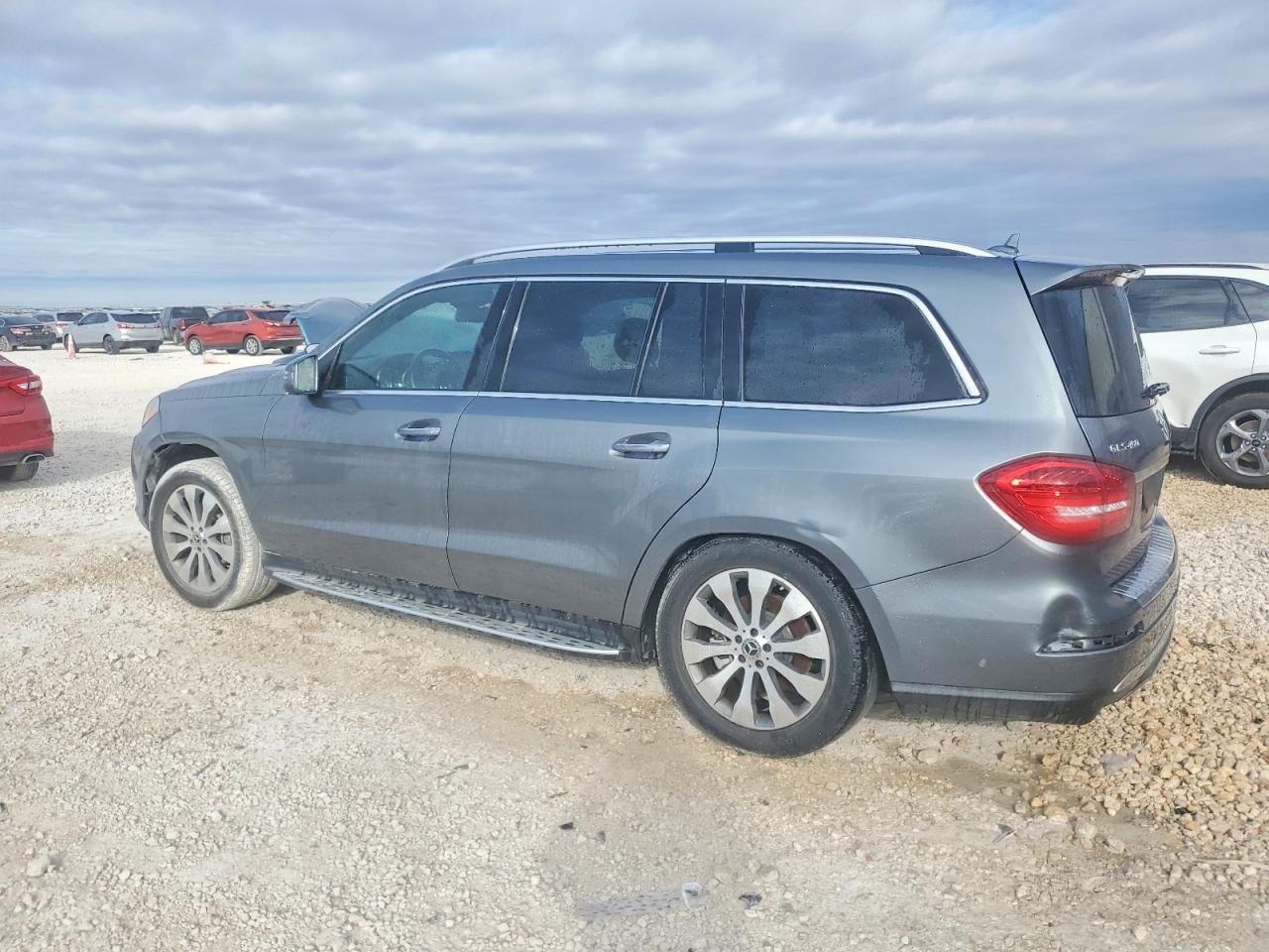 2017 Mercedes-Benz Gls-class VIN 4JGDF6EE6HA981041 photo 2