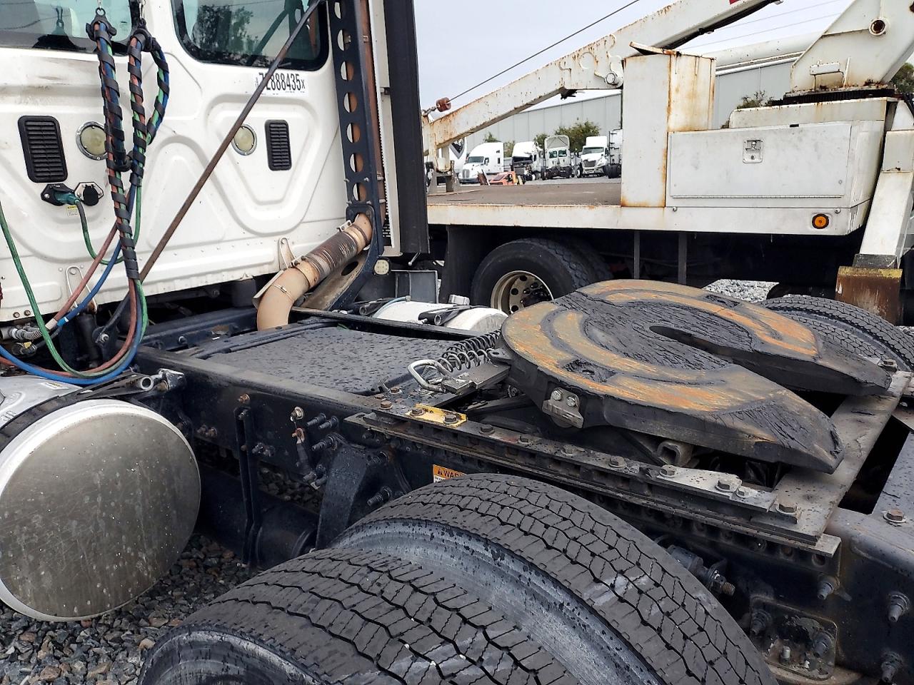 2016 FREIGHTLINER All other VIN 1FUBGEDV9GLHC5667 photo 9