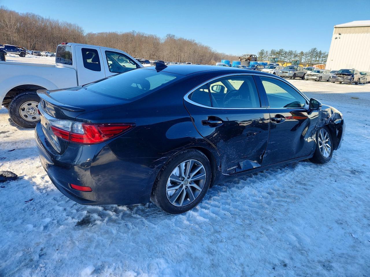 2016 Lexus Es300 VIN JTHBW1GG6G2117384 photo 3