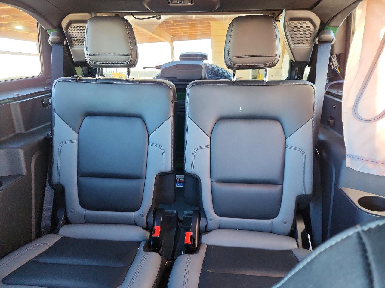 2024 Ford Bronco big VIN 1FMDE7AHXRLA88479 photo 2