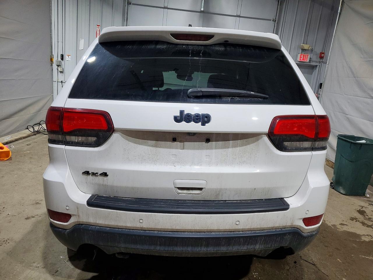 2018 Jeep Grand cher VIN 1C4RJFAG1JC377004 photo 6
