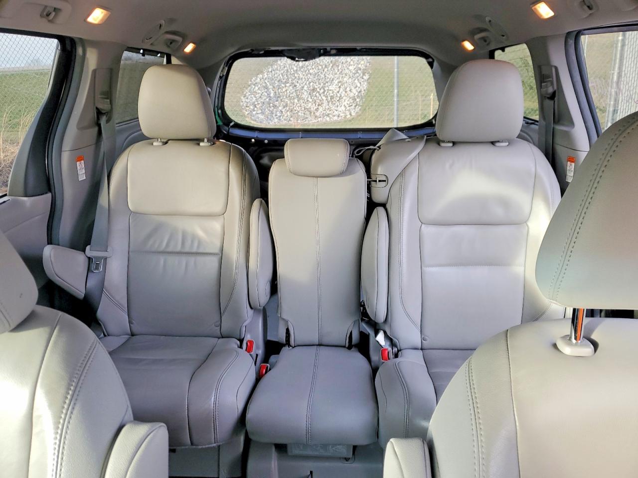 2015 Toyota All models VIN 5TDYK3DC7FS680021 photo 10