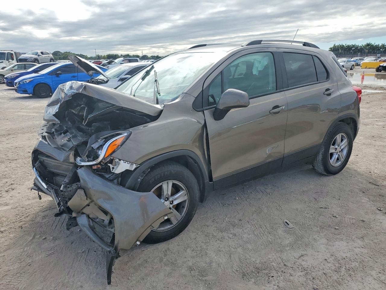2021 CHEV Trax VIN KL7CJLSB0MB320372 photo 1