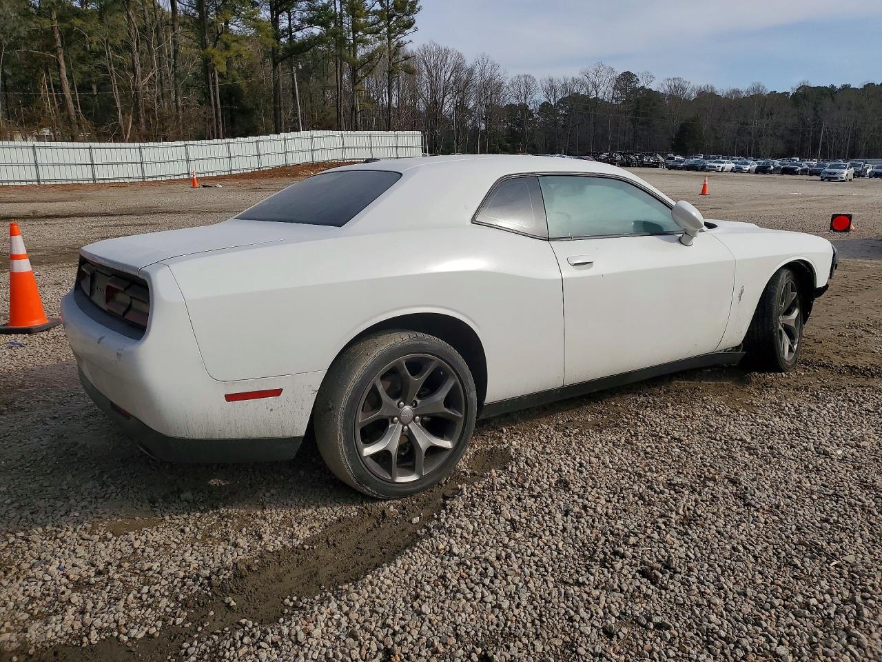 2016 Dodge Challenger VIN 2C3CDZAG9GH113506 photo 3