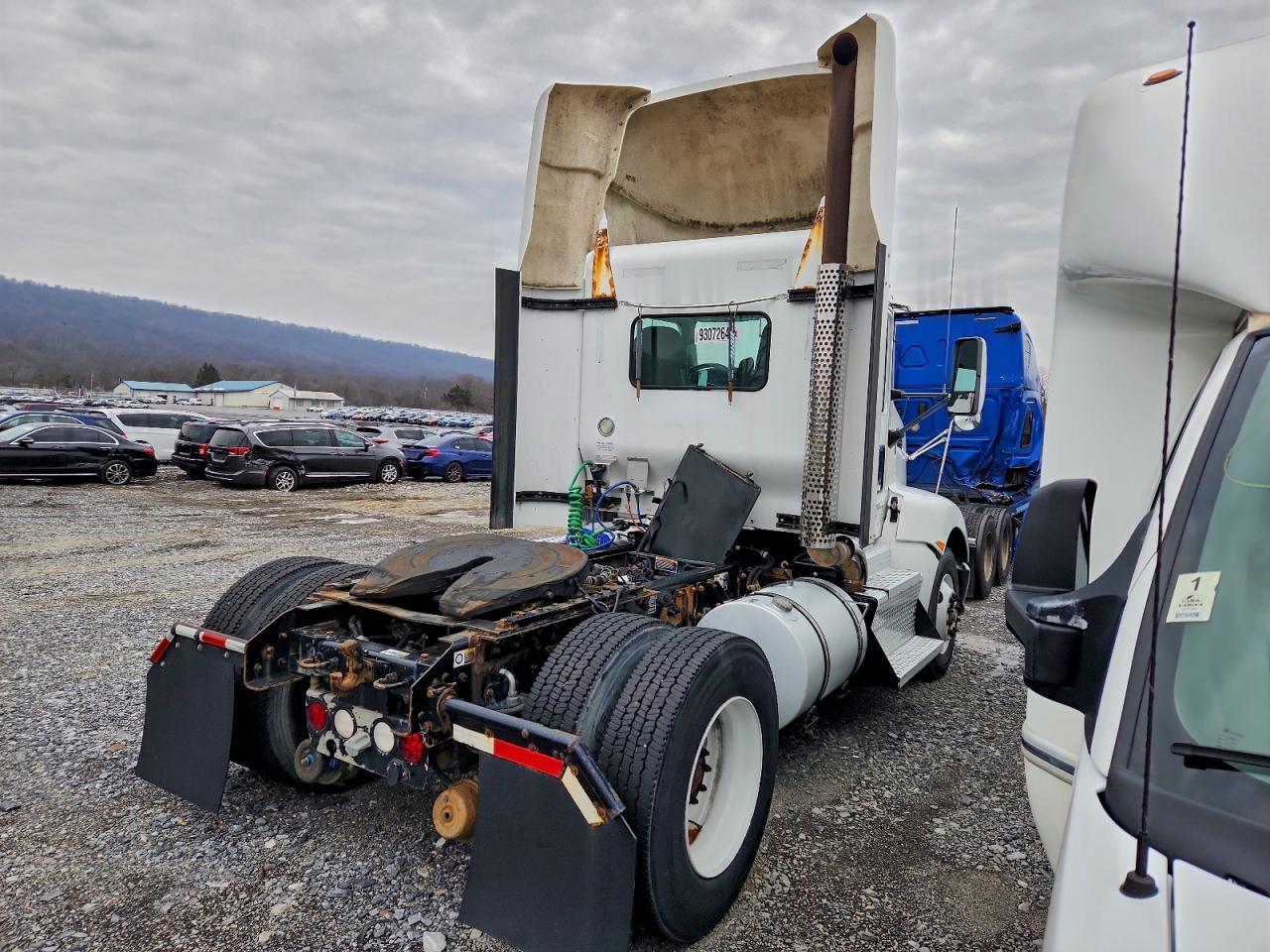 2013 KENWORTH All models VIN 1XKAA48X2DJ354794 photo 4