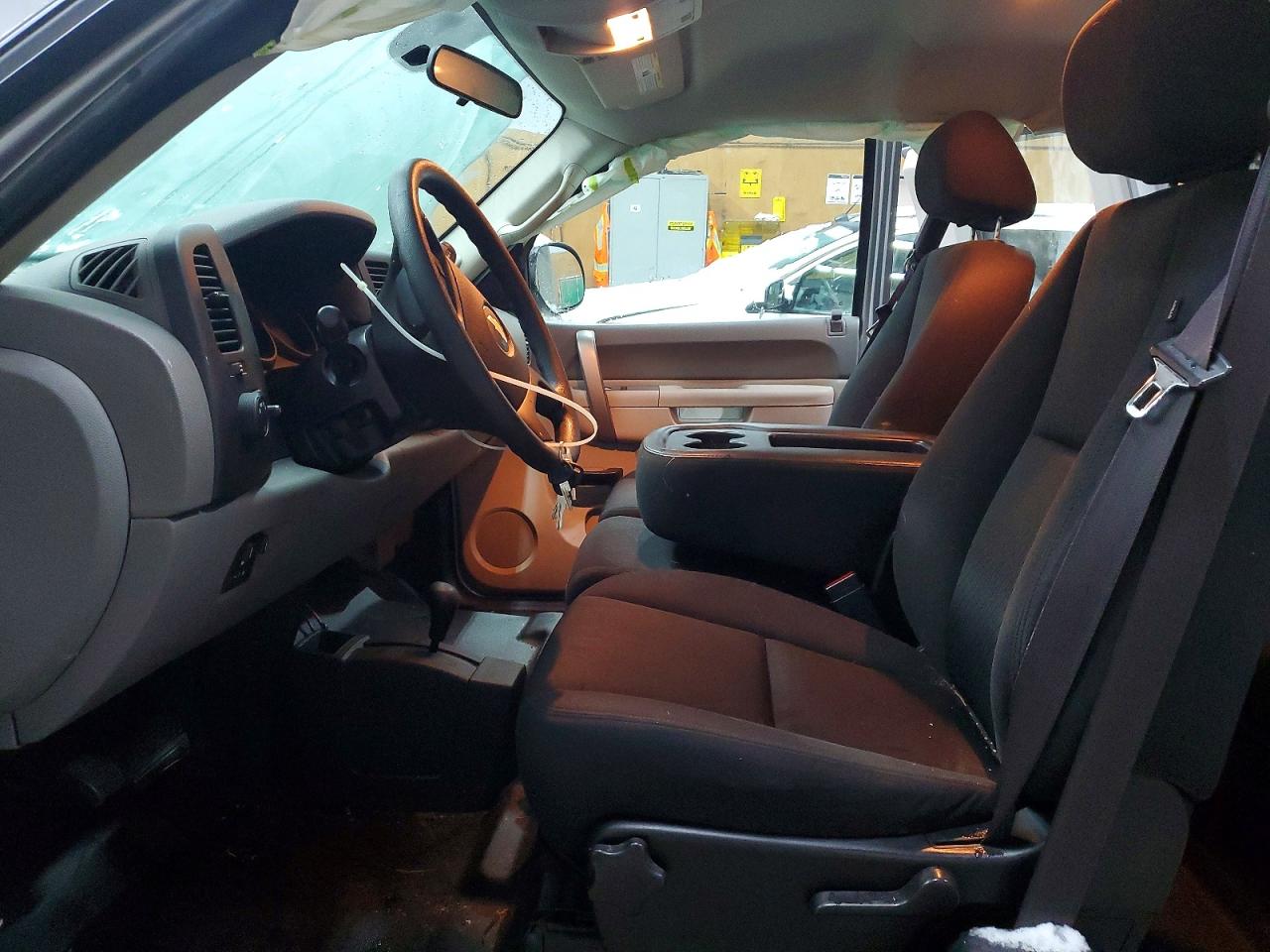 2010 Chevrolet All models VIN 1GCSKPE32AZ216184 photo 7