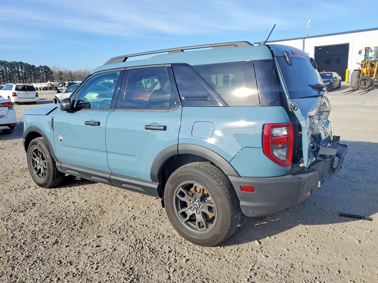2023 Ford Bronco VIN 3FMCR9B61PRE35382 photo 2