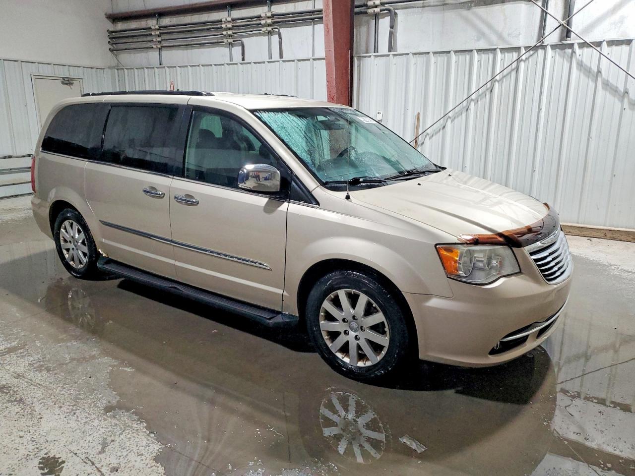 2012 Chrysler Minivan VIN 2C4RC1CG1CR287467 photo 4