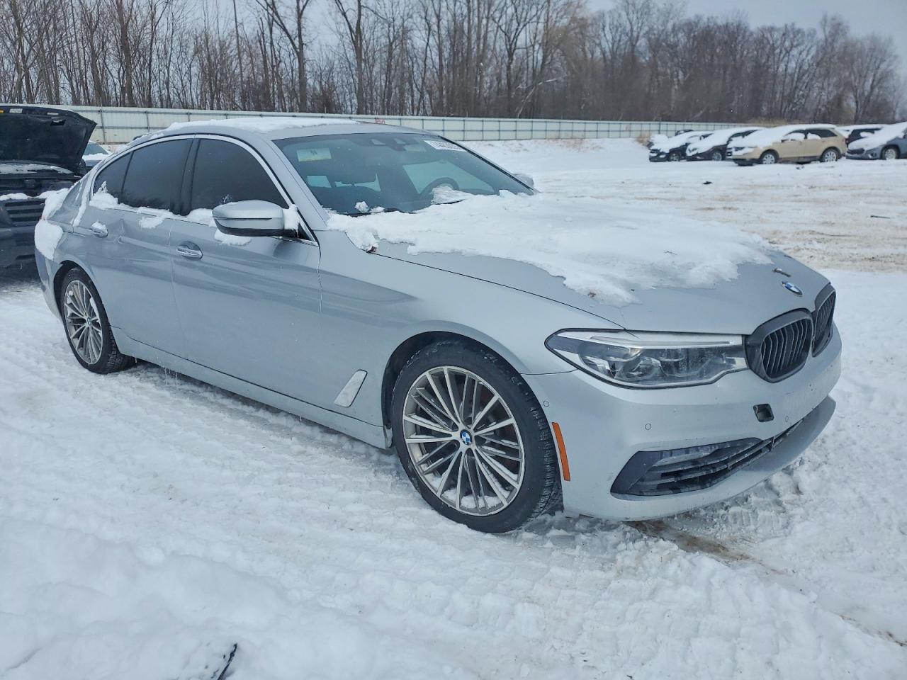 2017 BMW 5 series VIN WBAJE7C39HG890292 photo 4