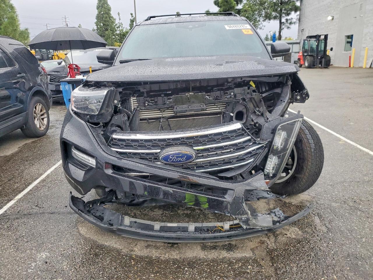 2024 Ford Explorer VIN 1FMSK8DH2RGA05606 photo 5