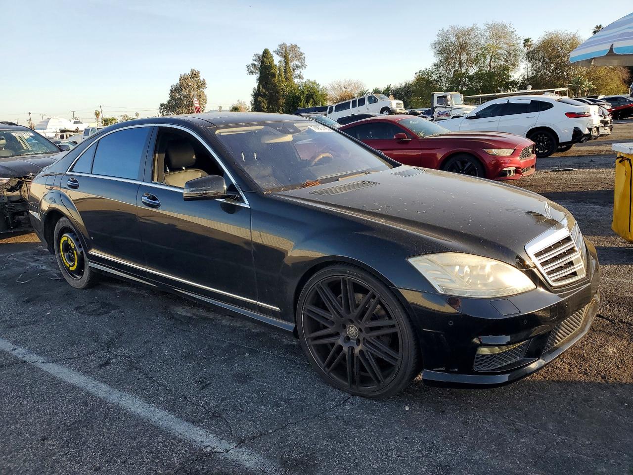 2011 Mercedes-Benz S class VIN WDDNG7BB0BA369209 photo 4