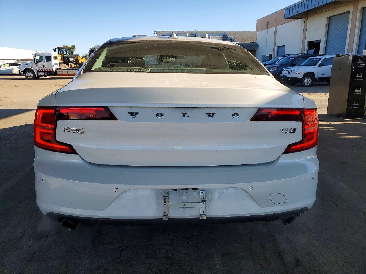 2018 Volvo S90 VIN LVY982MK0JP006759 photo 6