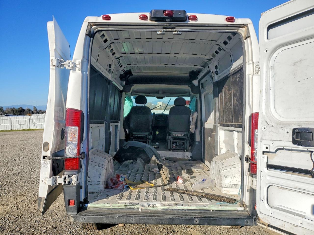 2020 RAM Promaster VIN 3C6URVXG5LE123478 photo 11