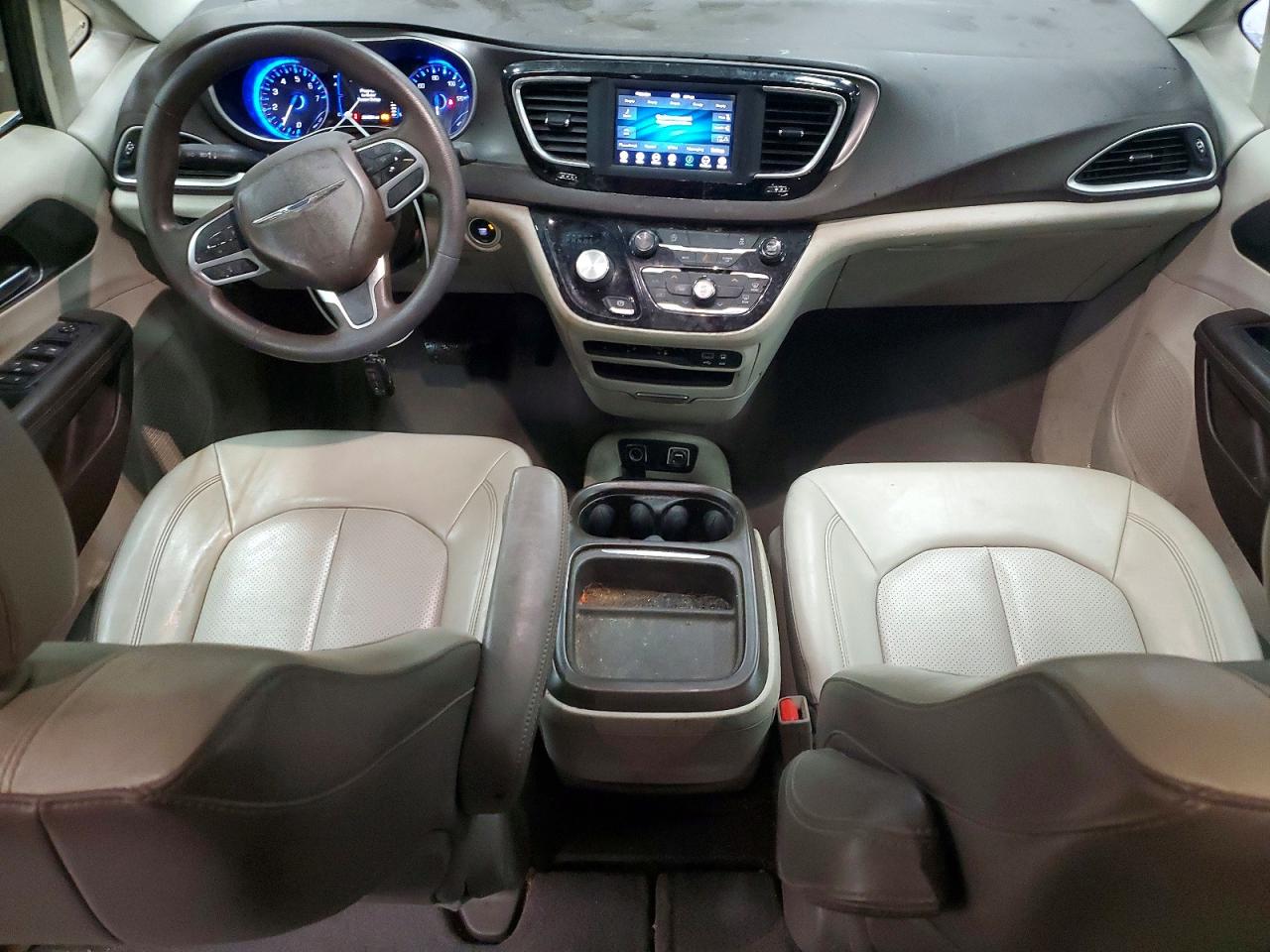 2020 Chrysler Minivan VIN 2C4RC1DG7LR265231 photo 8