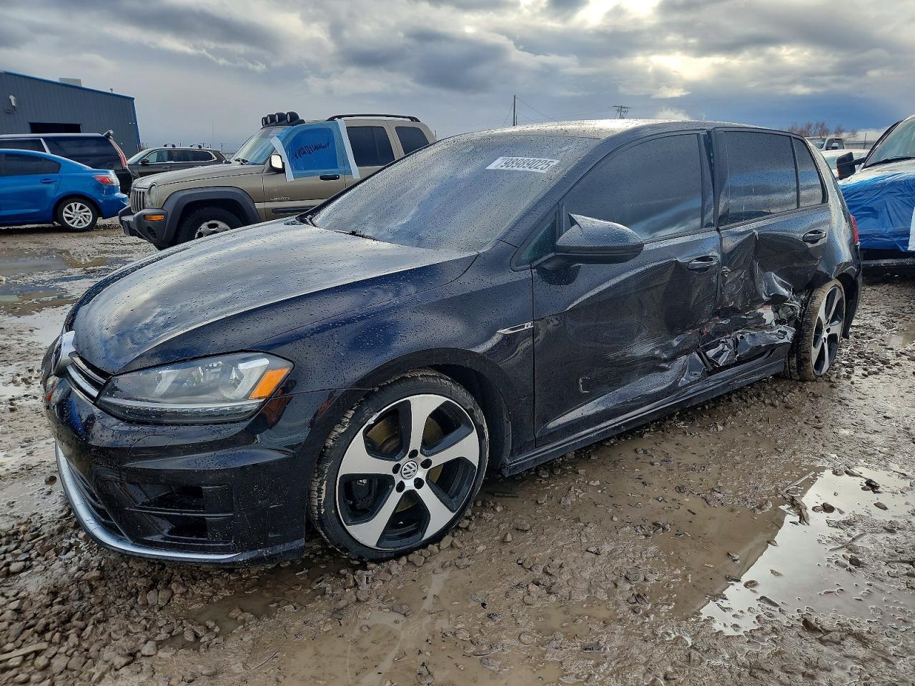 2016 Volkswagen Golf VIN WVWLF7AU7GW181935 photo 1